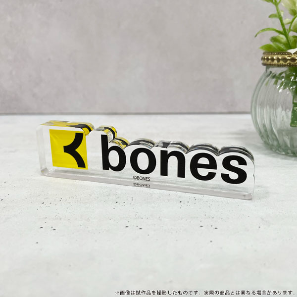 bones　ロゴアクリルブロック